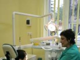 Cabinetul functioneaza din 1993 si furnizeaza servicii stomatologice uzuale. Local Servicii Stomatologice Gratuite Pentru Asigurati Numai Pe Hartie Monitorul De Suceava Joi 7 Februarie 2008