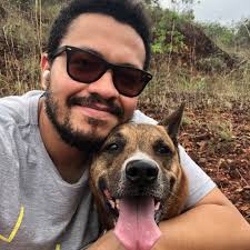 EMPACOTOU! Olavo de Carvalho estava em...