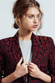 How To Successfully Look Artfully Disheveled Messy Hairstyles Face Hair Hair Styles
