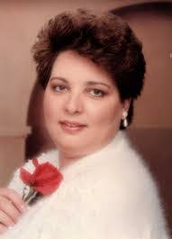 Tracey Craft's Instagram, Twitter & Facebook