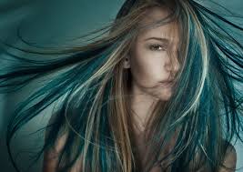 Throw major ocean vibes with this dark teal hair color. Wickedsketchyashlee Brown Hair With Teal Highlights