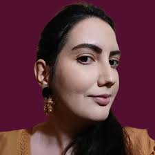 This squirrel is going to be the BEST adoptive mom ever!! 🥺 ❤️ via  Shutterstock