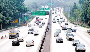 Pengenalan berdasarkan laporan, kemalangan jalan raya merupakan penyebab yang terbesar kepada kematian. Karangan Fakta Mengurangkan Kemalangan Jalan Raya Nota Spm Tatapan Minda
