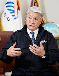 강원지방경찰청은 김양호 삼척시장과 삼척시청 현직 과장 a 씨를 업무 방해 혐의로 입건해 검찰에 송치했다고 밝혔습니다. ê¸°ìŠ¹ì „ ì œì²œ ì‚¼ì²™ ê³ ì†ë„ë¡œ ê¹€ì–'í˜¸ ì‚¼ì²™ì‹œìž¥ ì‹ ë™ì•„