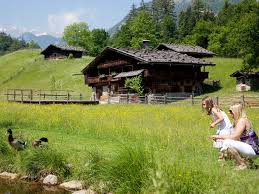 Tiroler Bauernhaus Museum Kramsach Austria Chalet Bois Foret Autriche