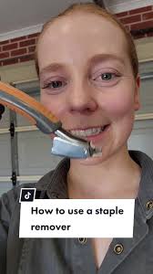 How to Disassemble A Staple Removet