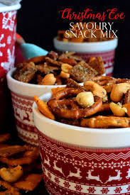 Come check out the top 25 new years eve appetizers for all the enjoy! Christmas Eve Savoury Snack Mix Lord Byron S Kitchen