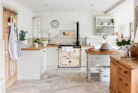Soggiorno bianco completo composto da: Stile Provenzale Lo Stile Shabby Chic Che Ha Conquistato Il Mondo