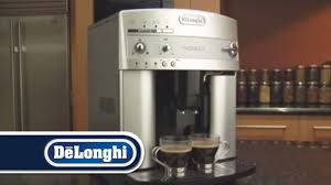Simply place a pitcher or a cup with milk under the nozzle to create a rich, creamy froth. Delonghi Magnifica Fully Automatic Espresso Machine Youtube