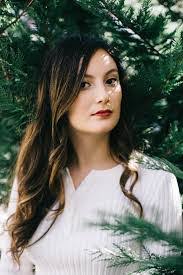 Holly Younce's Instagram, Twitter & Facebook