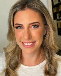 Double the events, double the glam! 💄💅 Yesterday was a whirlwind of  events for our gorgeous blue-eyed beauty! 😍 From daytime chic to evening  glam, she rocked both looks effortlessly. Swipe to