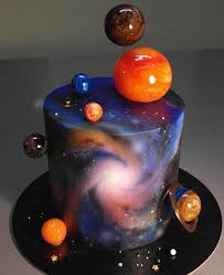 Planete Gateau On Instagram Magnifique Gateau Galaxie Realise Avec L Aerographe Alimentaire En Vente Sur Not Planet Cake Galaxy Cake Cake Designs For Boy