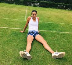 Alize lim women's singles overview. Alize Lim On Twitter When You Were Excited About Your First Hit On Grass And You Finish It Remembering It Also Https T Co M88znecflz
