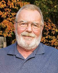 Larry Stults's Instagram, Twitter & Facebook