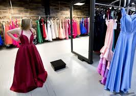 Learn more about your sioux city craft store. For Siouxland High Schoolers Readying For Prom Cost Of Formal Wear Adds Up Local Lifestyles Siouxcityjournal Com