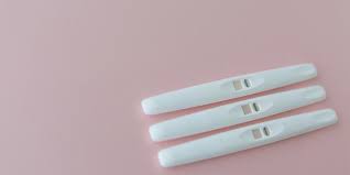 Ein schwangerschaftstest aus der apotheke oder aus dem onlineversand macht frühestens am ersten tag der zu erwartenden monatsblutung sinn. Schwangerschaftstest Ab Wann Ist Er Sicher Ist Und Was Dann Familie De