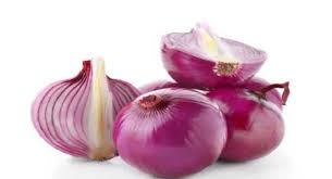 Shampoo thoroughly to get rid of all traces of the pack. Ladies Onions Can Work Wonders For Your Skin And Hair Thehealthsite Com