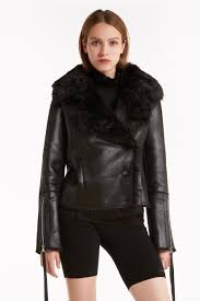 Bombardier schott en peau retourné pour homme. Veste Courte En Mouton Retourne Patrizia Pepe