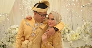 Berkulit gelap hingga cerah tak usah risau, 7 warna ini adalah warna selamat! Bila Pilih Anak Ketiga Sebagai Pasangan Ini Memang Nampak Dia Macam Dingin Tapi Penyayang Orangnya