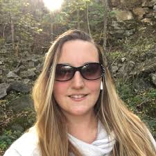 Who mows grass in Williamsburg PA?