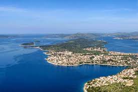 Trogir vacation rentals trogir vacation packages flights to trogir trogir restaurants things to do in trogir trogir shopping. Brand Auf Der Insel Ciovo Deutscher Staatsburger Festgenommen Kroatien Nachrichten
