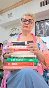 Read ten minutes each day and you'll see how your life changes. , #FRONTeras #StoriesWitjoutBorders #LetsRead #ReadingChallenge #10MinutesADay | Fronteras Magazine | Facebook