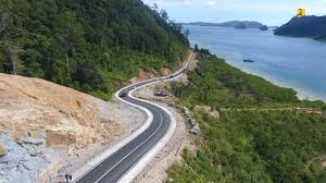 Saat pembalap melewati mandeh kami siapkan drone. Akses Jalan Kawasan Wisata Mandeh 41 08 Km Rampung Okezone Economy