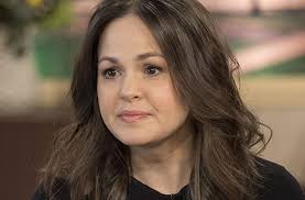 Emma willis joins giovanna fletcher on 100km trek after seeing effects of cancer. Giovanna Fletcher Reveals That Her Grandmother Has Passed Away