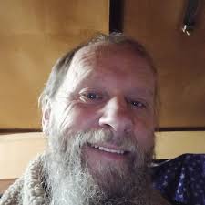 I need a best friend 😟 Age not matter❣️ If you're 50 and above give me a  hi 👋