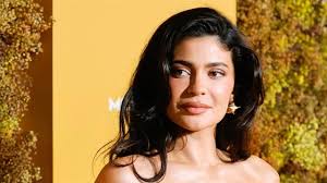 Kylie Jenner Claps Back at Accusations She Used Weight Loss Drugs After Her  Pregnancies