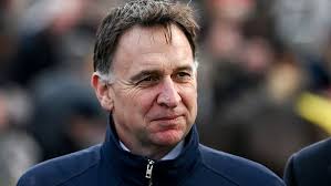 Bob Olinger takes Relkeel prize