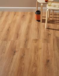 Farmhouse Summer Oak Laminate Flooring Oak Laminate Flooring Flooring Oak Laminate