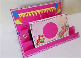 Cut the vertical lines at the bottom first, then move on to the outline of the shape. Handmade Gift Ideas How To Make Diy Pop Up Birthday Greeting Card 9 Steps With Pictures Instructables