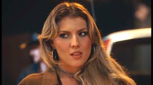 Dasha's Big Year: The "Austin" Star Details Her Most Exciting Firsts, From  An Opry Debut To A Headlining Tour