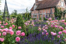 10 rose garden design ideas. Rose Garden Ideas How To Design And Layout A Rose Garden Country