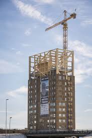 La Plus Haute Tour En Bois Au Monde Prend Forme En Norvege