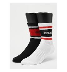 Vertere vɛʀtɛʀ ist ein berliner fashionlabel, das aus einem kollektiv an lokalen djs, designern und künstlern ins leben gerufen wurde. Tennissocken Trend Der Saison Instyle