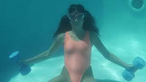 La gimnasia subacuática más caliente por micha gantelkina