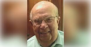 Maureen Morse's Instagram, Twitter & Facebook