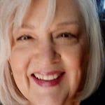 Karen Pacini's Instagram, Twitter & Facebook