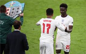 Jun 04, 2021 · manchester united und borussia dortmund haben angeblich verhandlungen wegen eines transfers von jadon sancho gestartet. Bvb News Und Geruchte Haaland Reagiert Auf Fake News Sancho Vor Wechsel