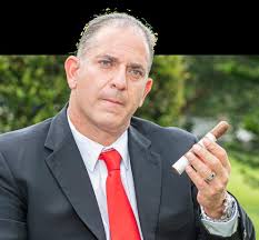 Humo Latino Journal febrero 2023 by humolatinomagazine