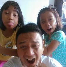 Follow influential travellers