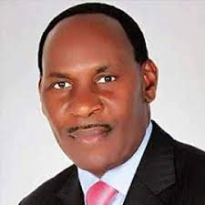 Eric omondi condemned kfcb boss ezekiel mutua for calling him poor during a radio interview. Dr Ezekiel Mutua Mbs Church Politics