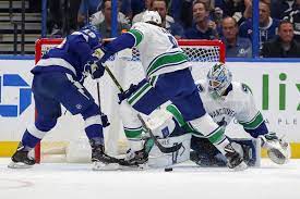 Visit espn to view the tampa bay lightning team roster for the current season. Nilsson Makes 33 Saves As Canucks Shock Bolts 4 1 Vernon Morning Star
