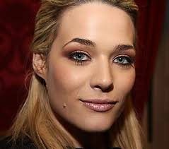 Explorez les références de laura chiatti sur discogs. File Laura Chiatti 2 Jpg Wikipedia