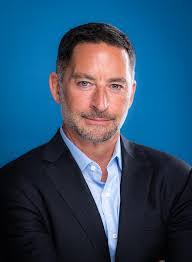 Dan Clemente's Instagram, Twitter & Facebook