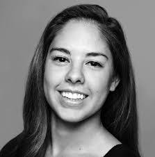 Lisa Dicarlo's Instagram, Twitter & Facebook