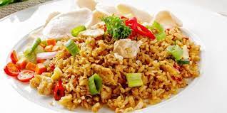 Cincang halus bawang merah dan bawang putih. 4 Resep Nasi Goreng Sederhana Ala Rumahan Merdeka Com