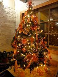 And avoid black, so as not to veer into halloween territory. 110 Christmas Orange Ideas Orange Christmas Christmas Christmas Decorations